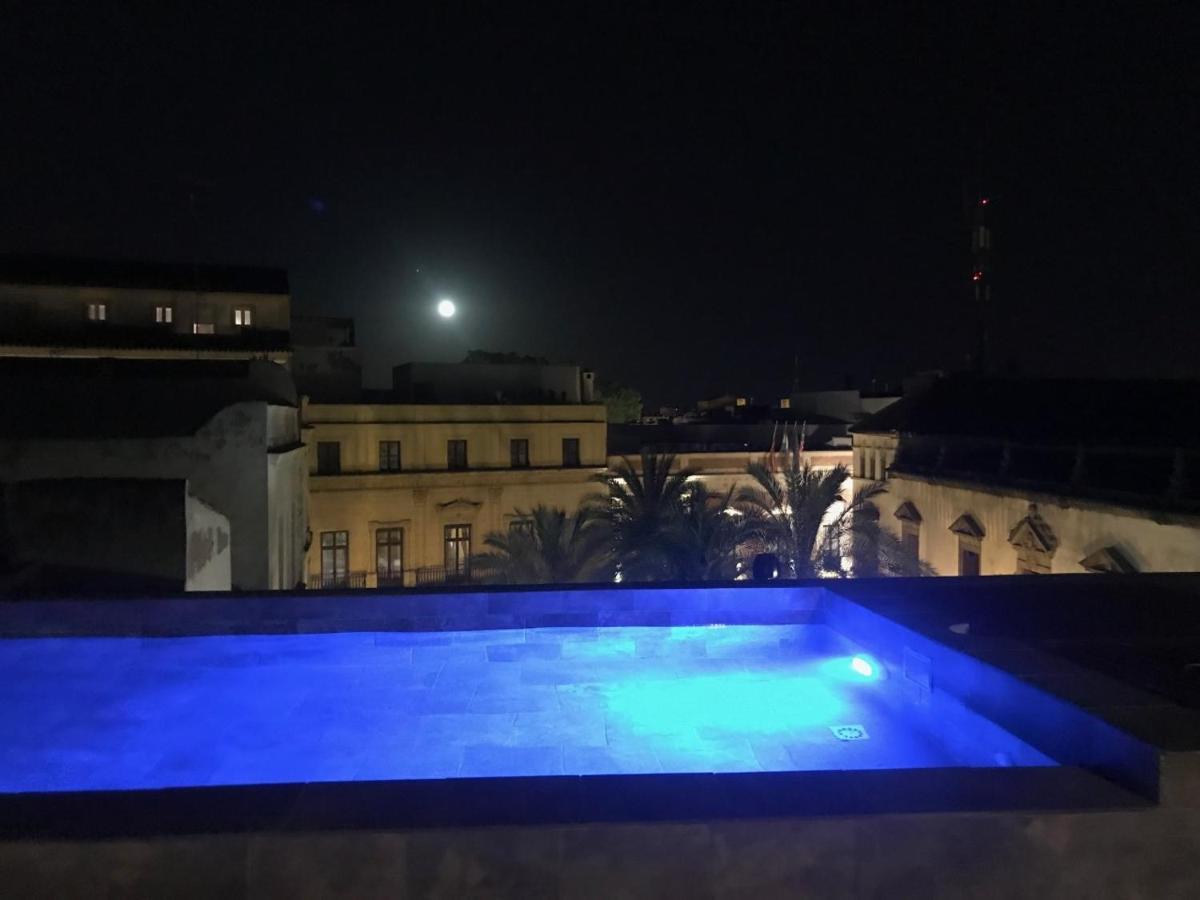 Casa Palacio En Jerez De La Frontera Con Piscina Privada Jerez de la Frontera Exterior foto